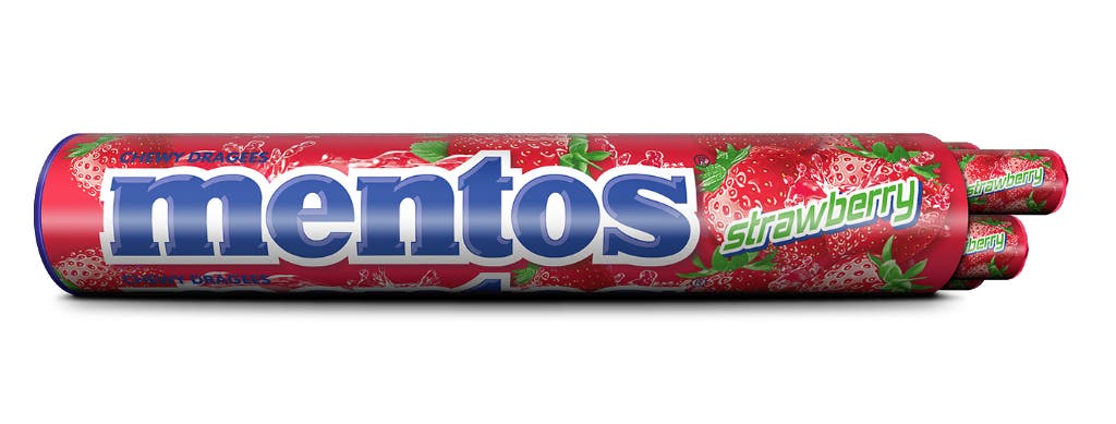 Mentos Strawberry Jumbo Rolls (8 Indv.Rolls)
